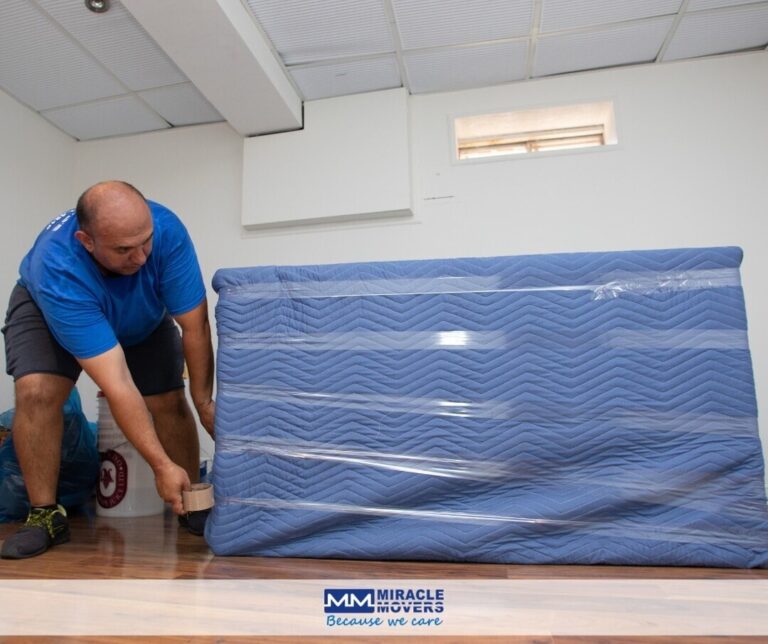 packing services toronto 768x644